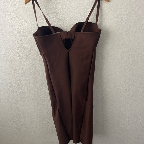 SKIMS BODY ZONED UNDERWIRE MID THIGH BODYSUIT Sz XL BD-ONS-9547W Cocoa Brown - Picture 3 of 5